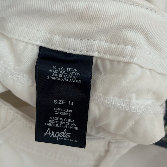 🆕 Angels Forever Young White Ankle Wide Legged Trousers - NWT - Picture 5 of 11